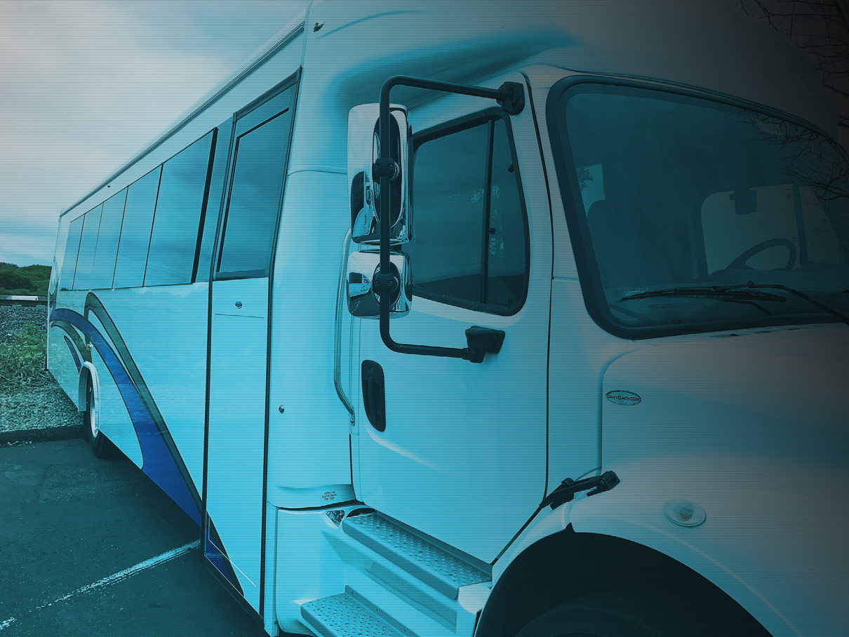 What to Expect When Arranging a Bus Charter